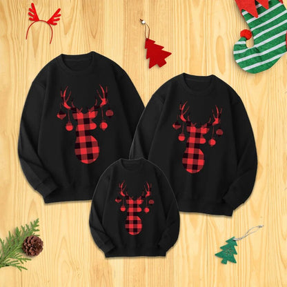 Moose Family Christmas Sweatshirts 90Y-212